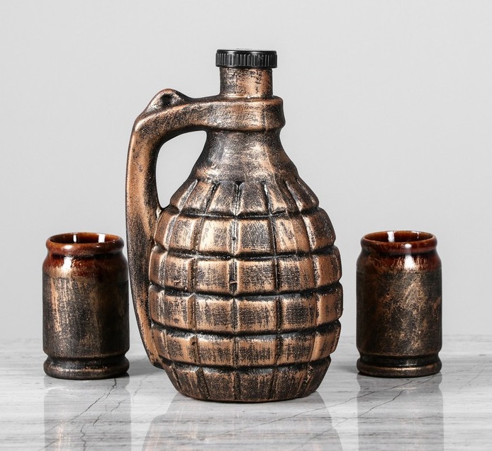 Штоф "Граната" с рюмками